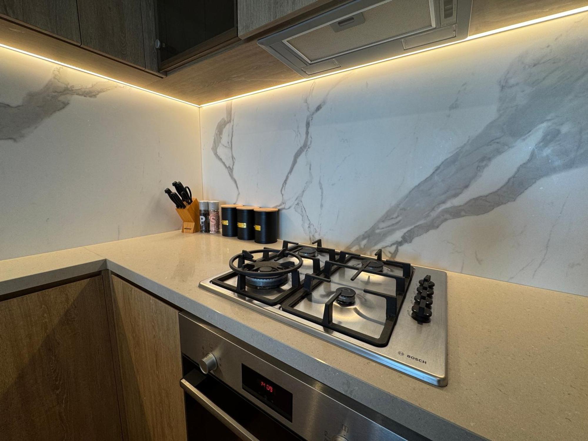 Casino & Luxury Sky High Oceanview 2br 2ba Parking Gold Coast