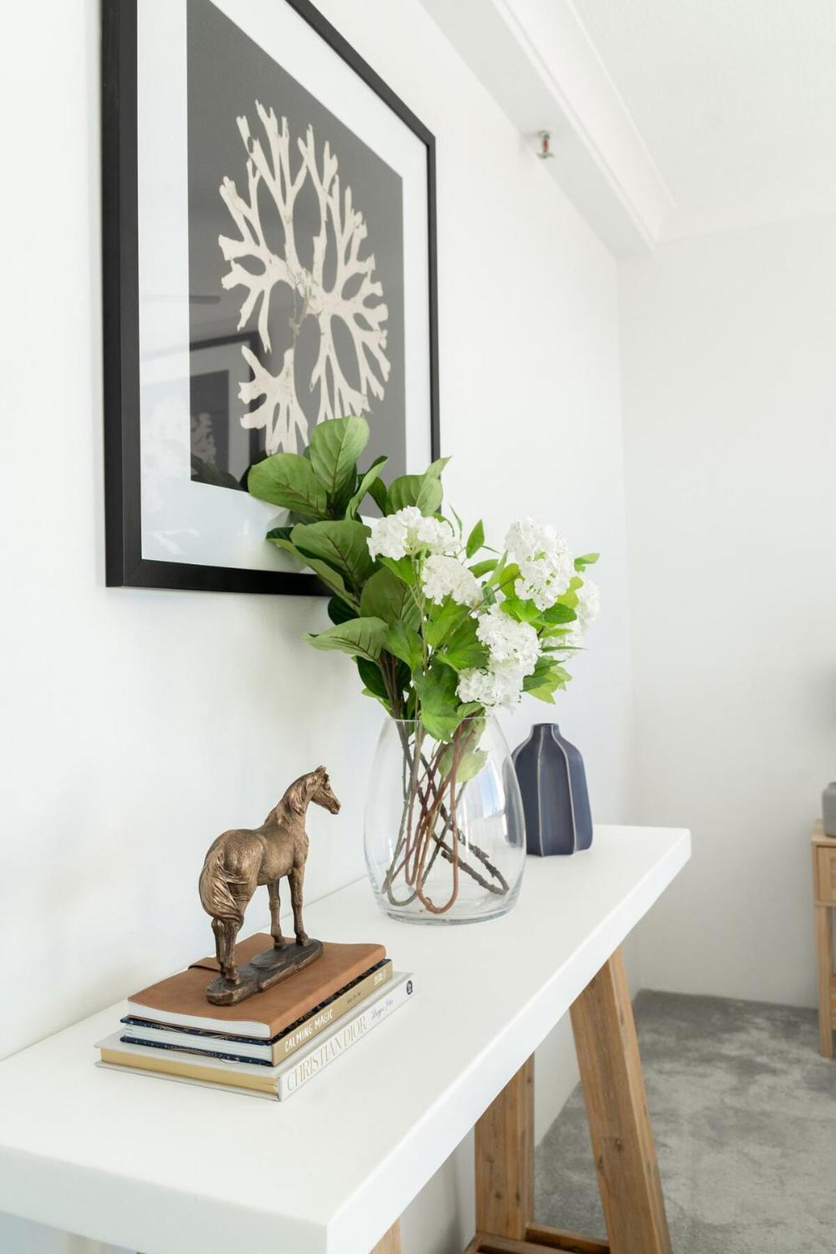 Apartment Opulent Beachfront Daydream! 2b Designer