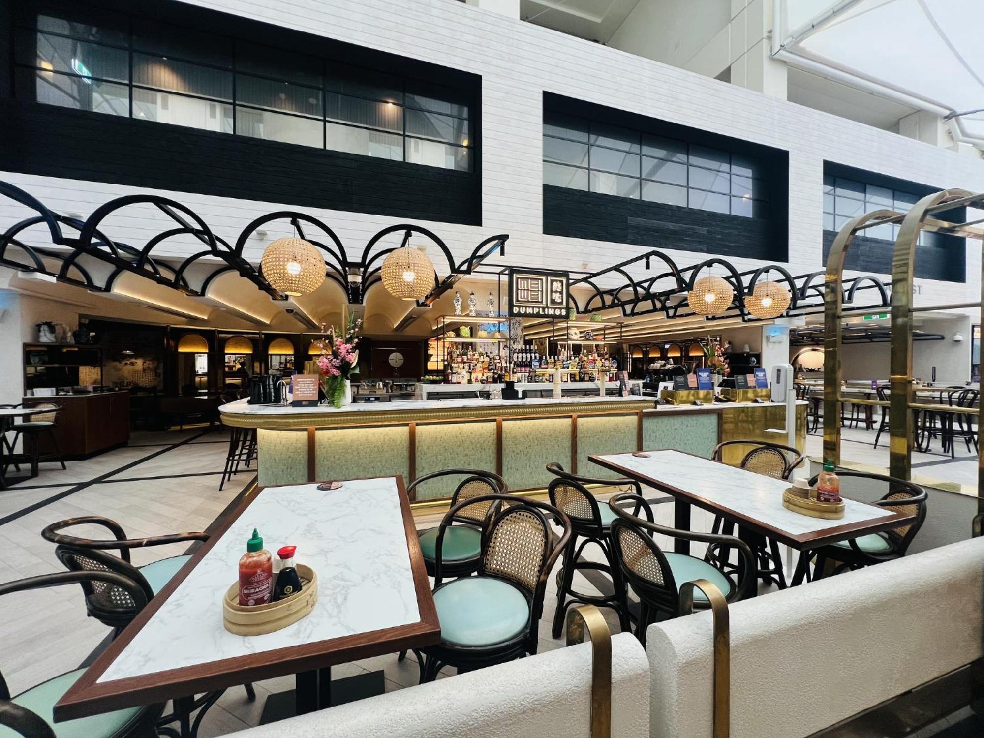 La Jolla Broadbeach Aparthotel Gold Coast