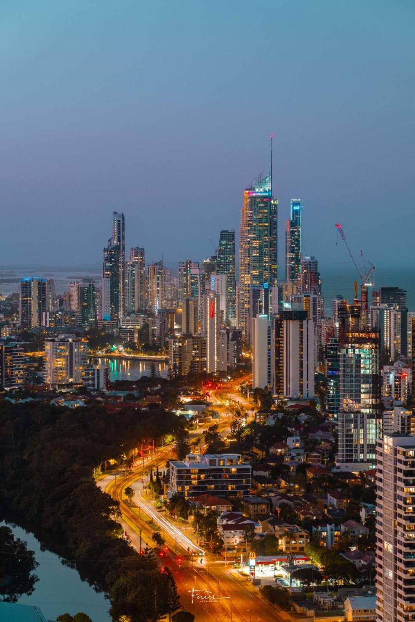 Star Above, Ocean Beyond - Lv 43 Luxury With Panoramic View On The Star Casino Broadbeach Apartment