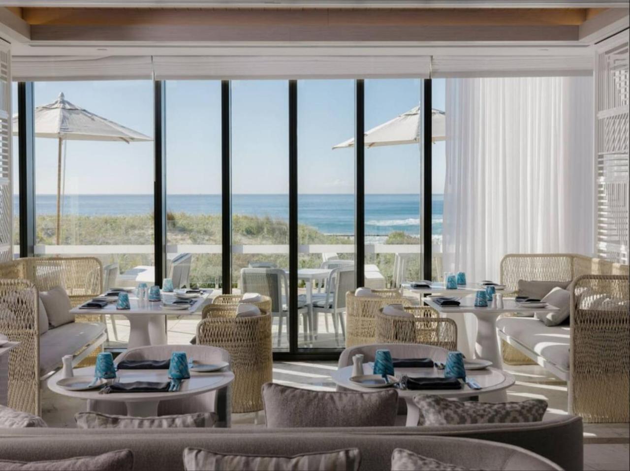 Diamonds Of Paradise - Set In Apartment Gold Coast