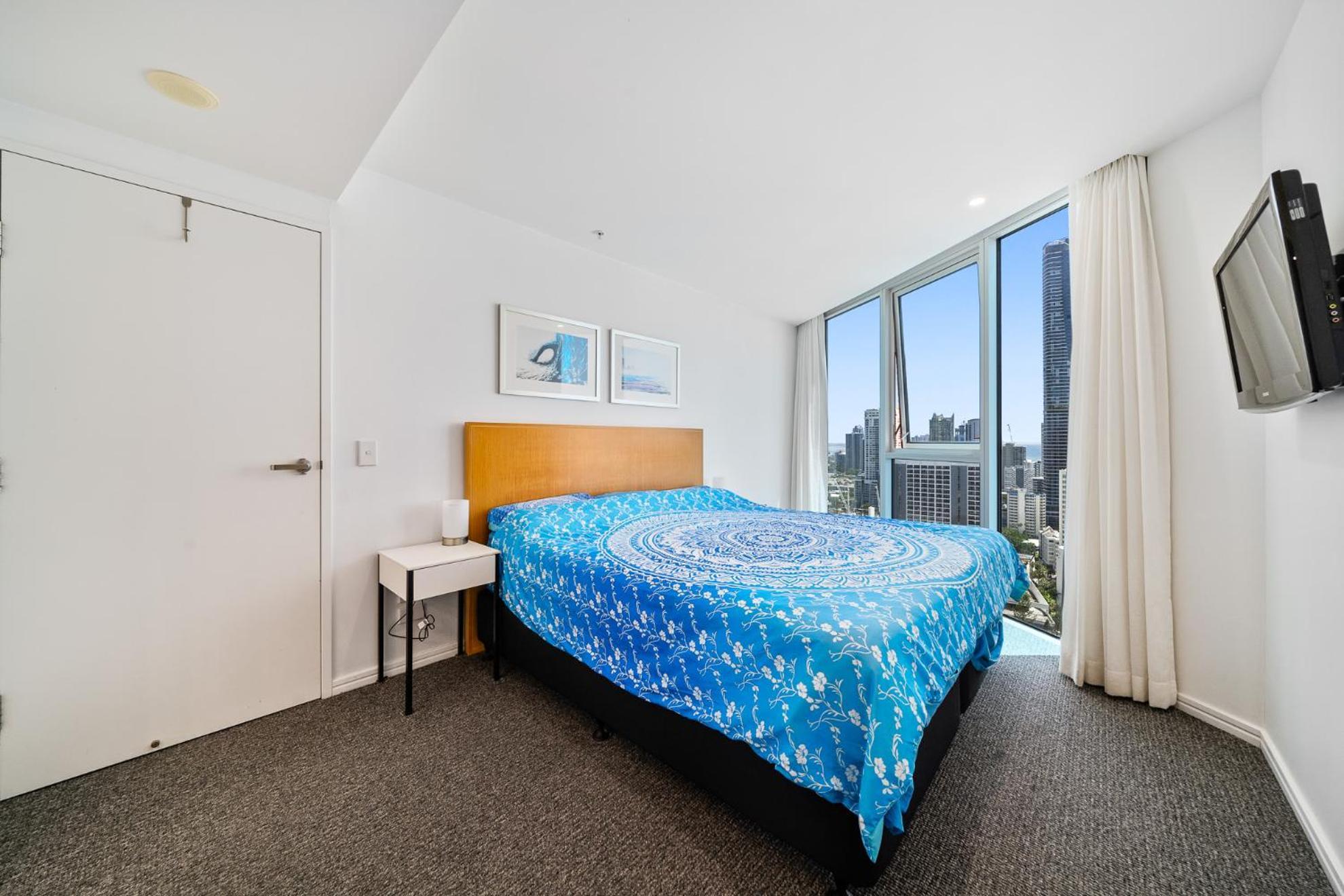 H Star Residences-- Paradise Stayz * Gold Coast