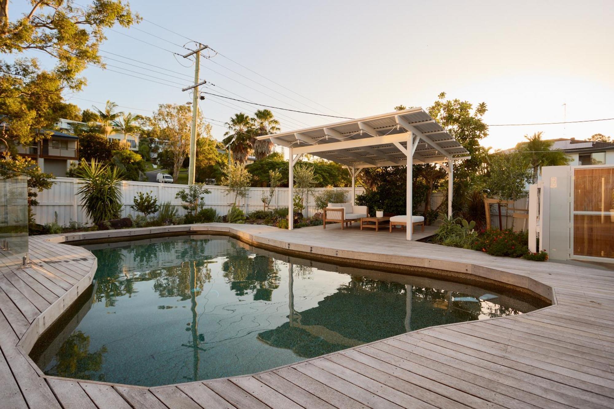 Tugun Retreat - 5brm With Pool!
