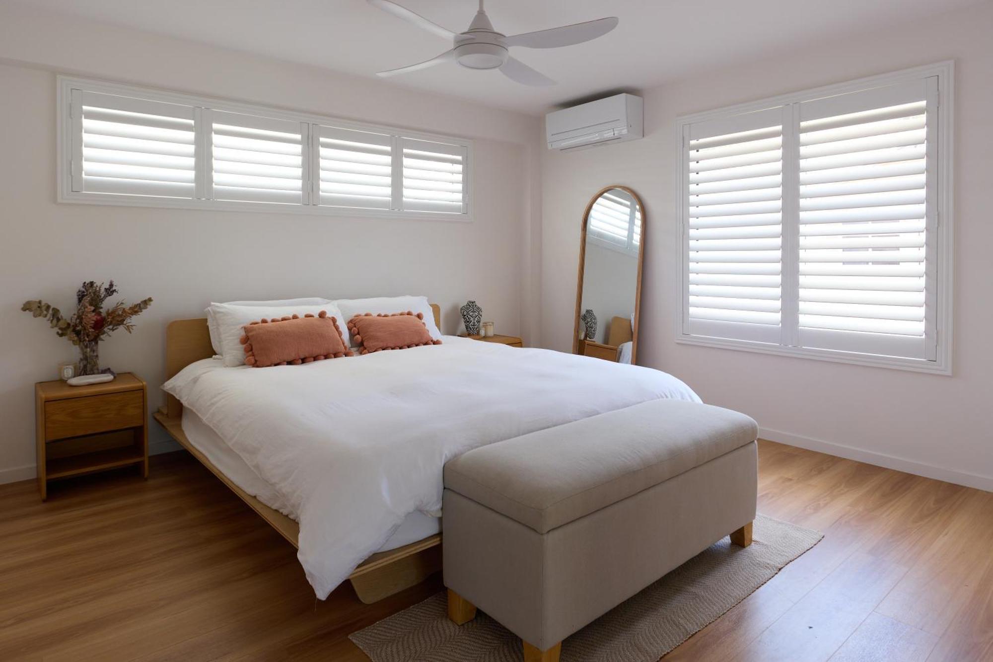 Tugun Retreat - 5brm With Pool! Holiday home *