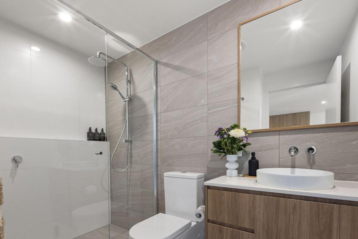Modern Beachside Oasis 1br Free Wi-fi Apartment