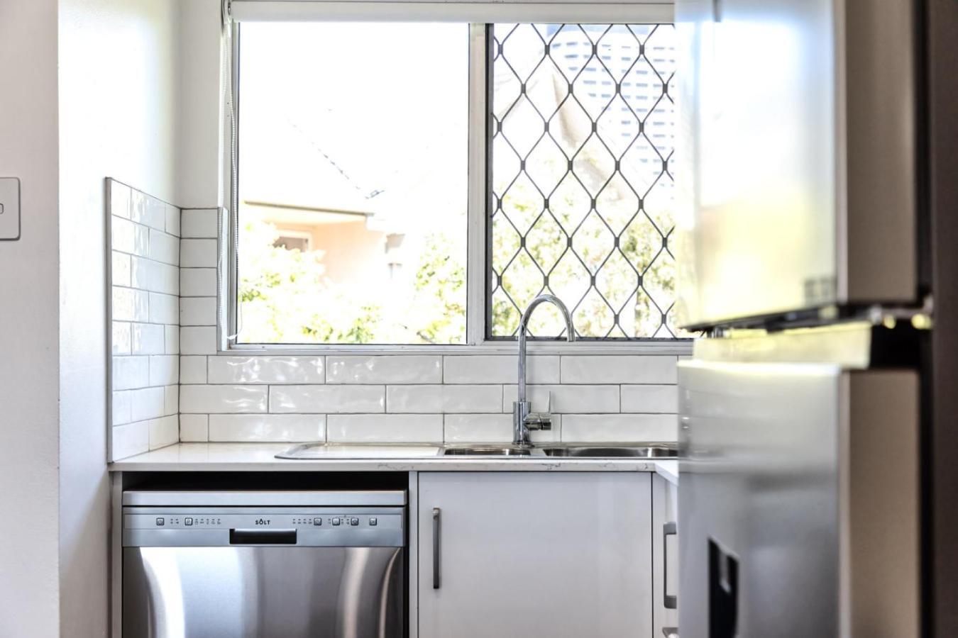 Surfers Paradise Sanctuary Apartment Gold Coast