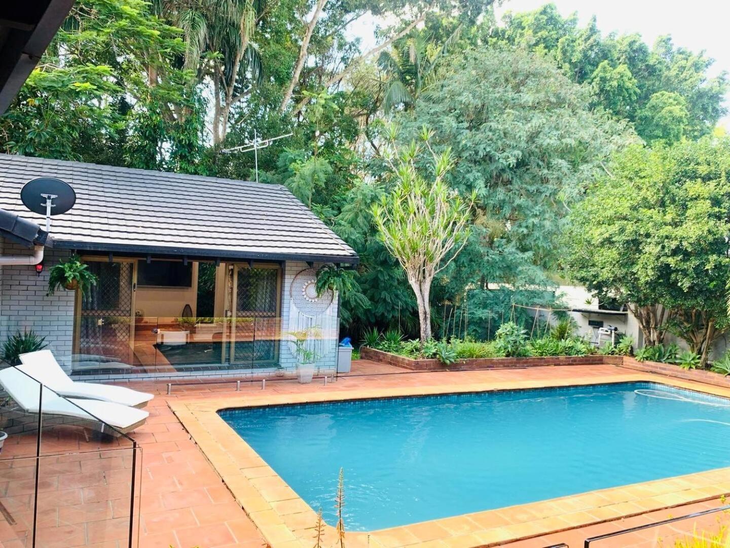 The Pool House Carrara Apartamento