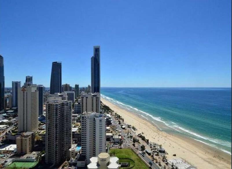 High Floor Expansive Ocean Views From Peninsula