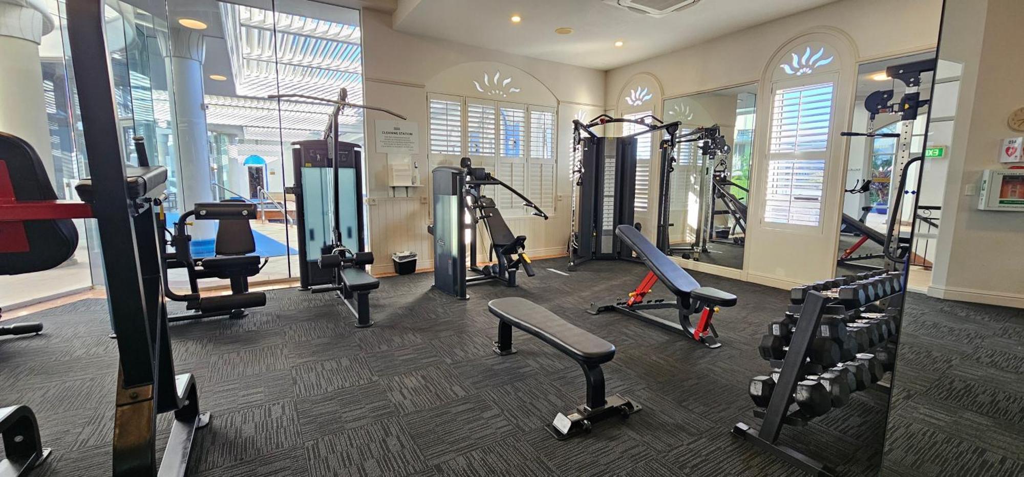Aparthotel Broadbeach 4*