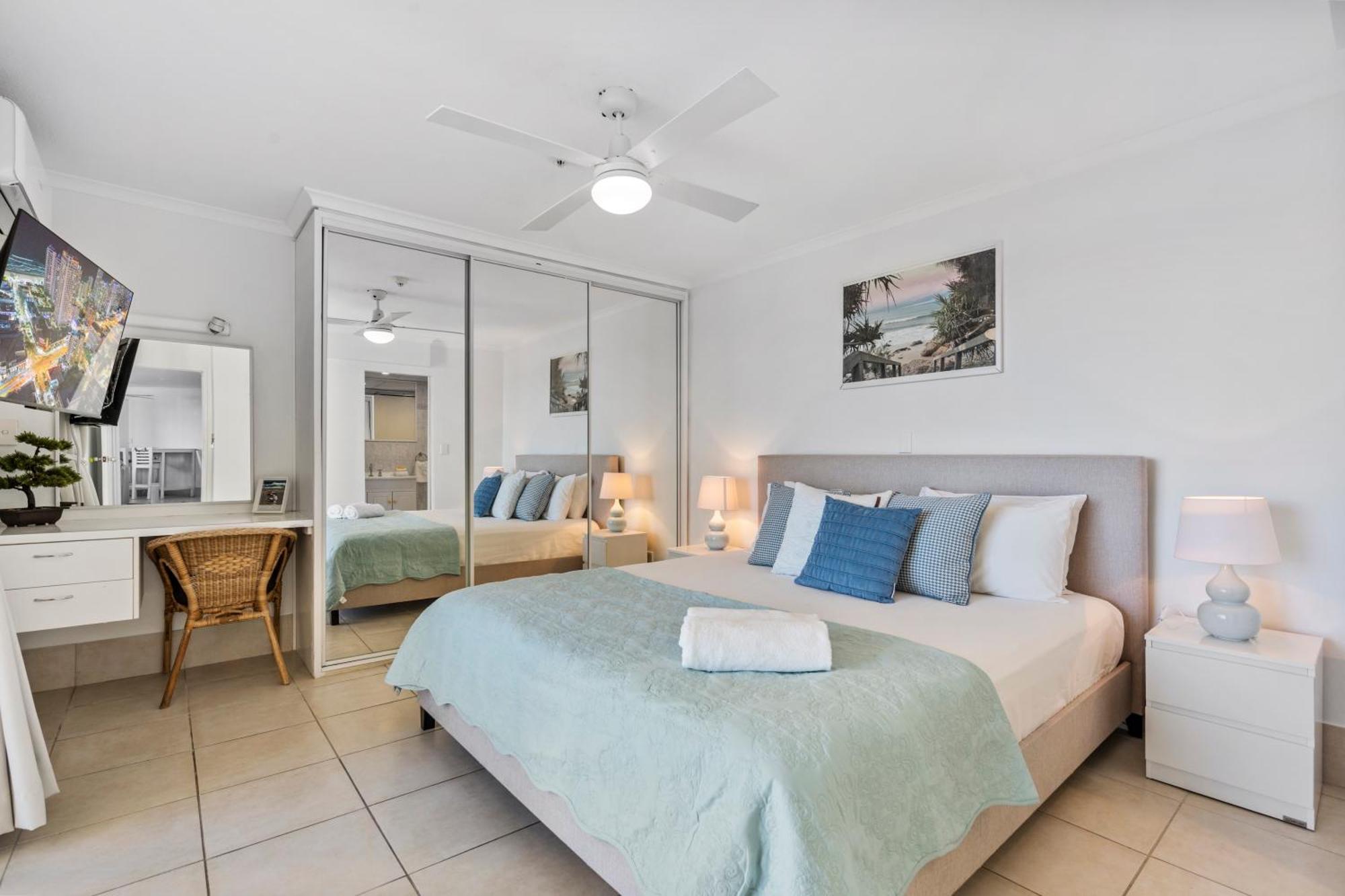 Surfers Paradise Oceanfront Retreat Apartment Gold Coast