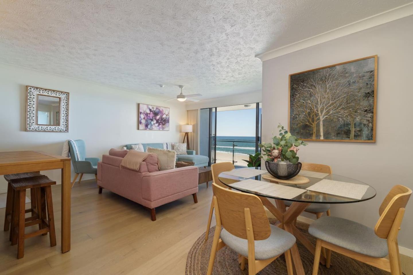 Pastel Drift - Beachfront Haven By Dining & Parks *