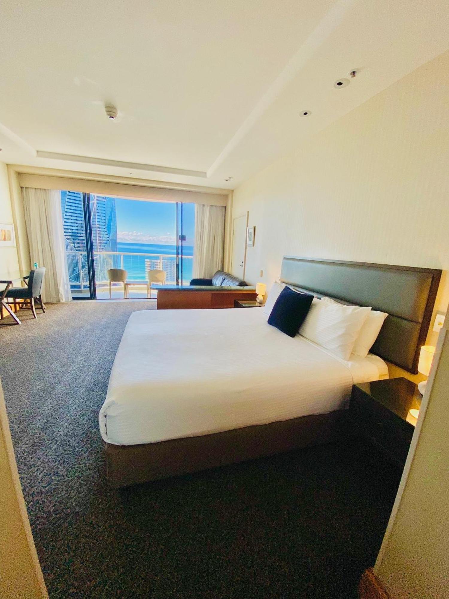 Ocean View Surfers Paradise - Free Parking 4*