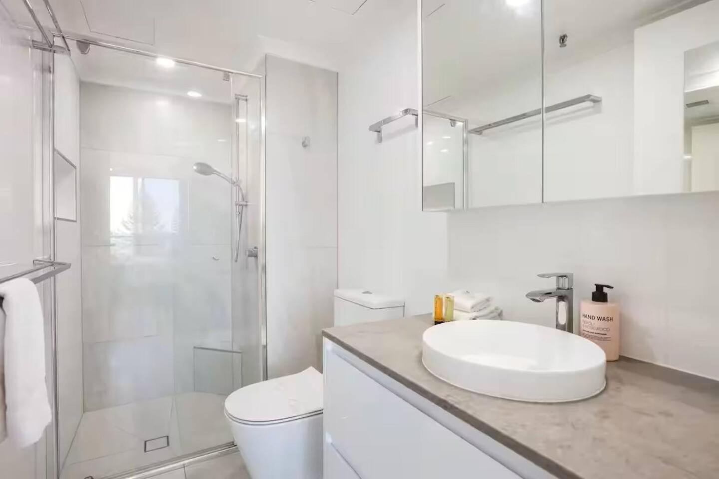 Peninsula Surfers Paradise - Hosted By Coastal Letting Gold Coast