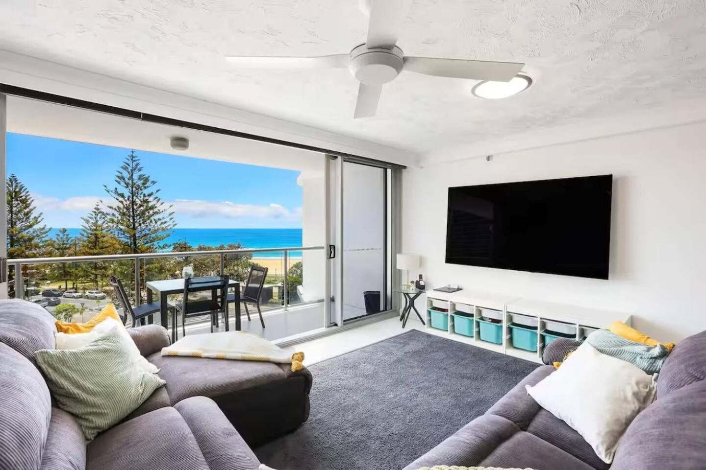 Peninsula Surfers Paradise - Hosted By Coastal Letting Apartment *