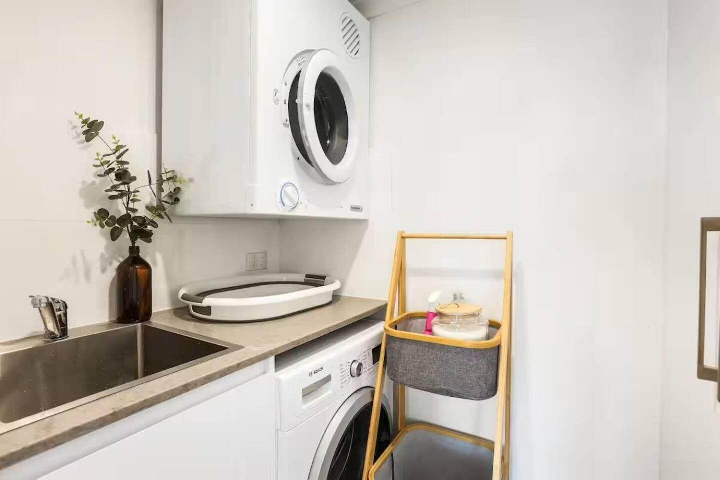 Apartment Peninsula Surfers Paradise - Hosted By Coastal Letting *
