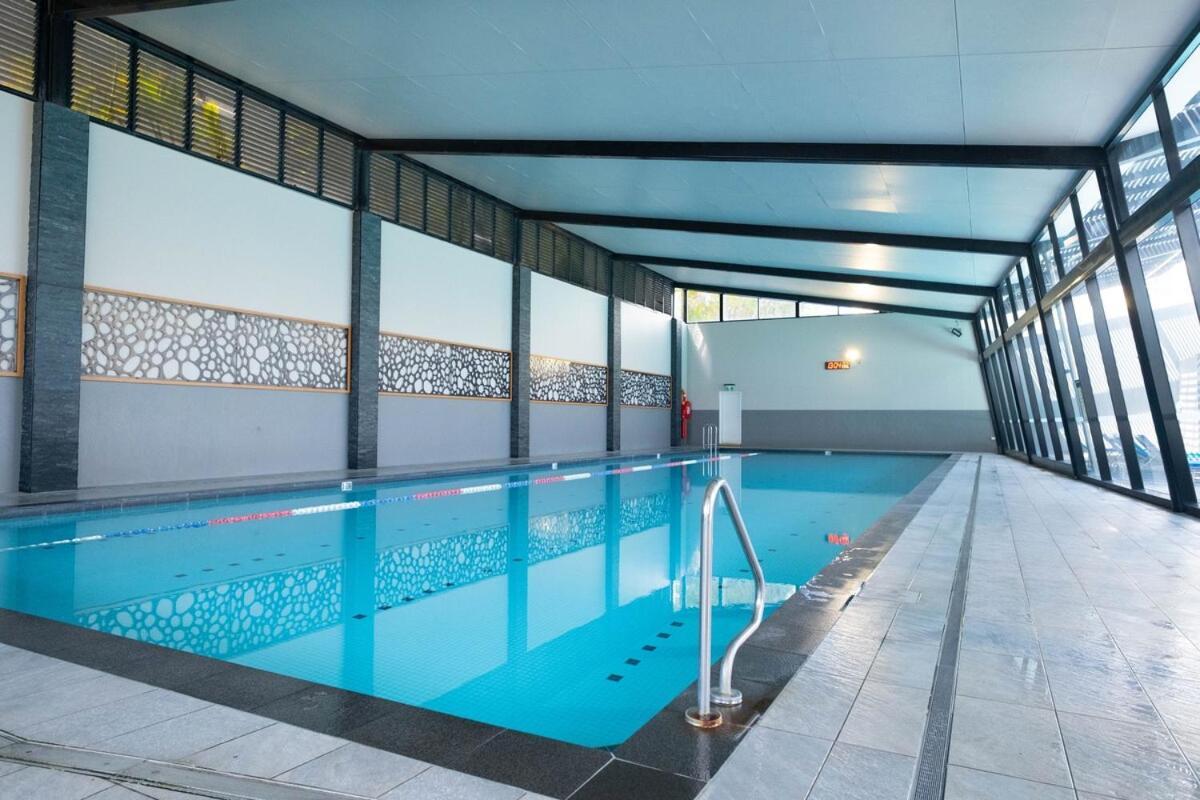 Level 43 Sky High 3br Ocean View Apartment *