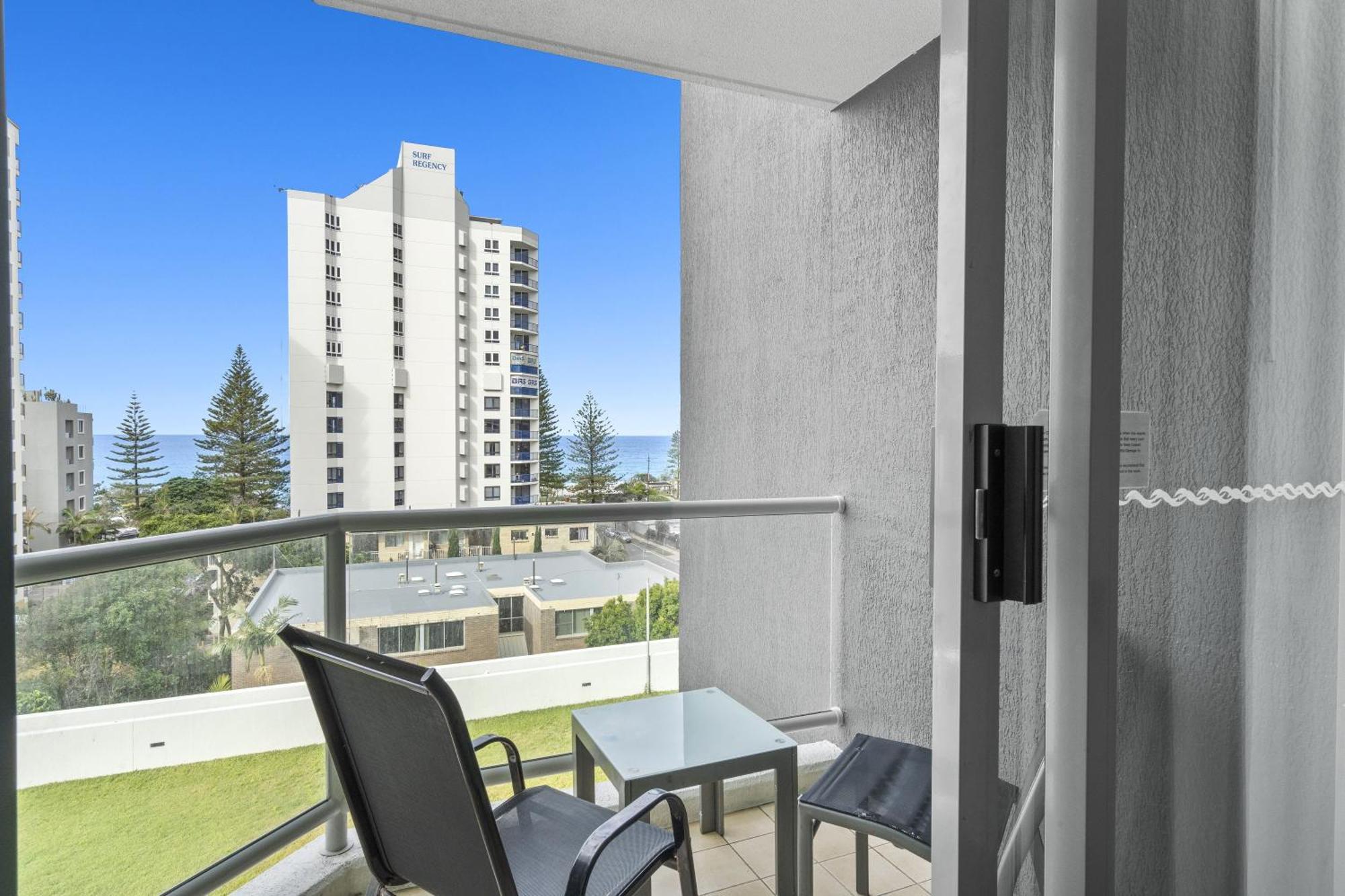 Apartment Legends - Qstay