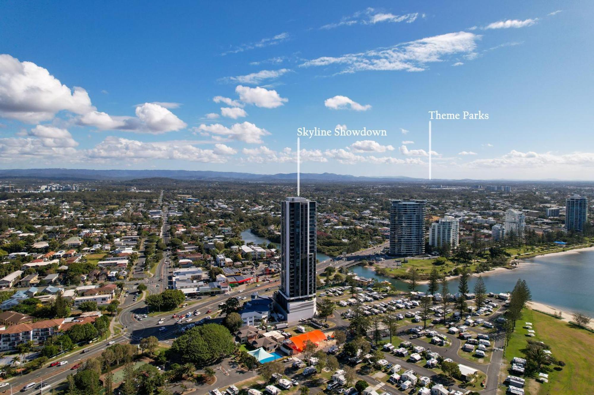 Skyline Showdown - Views, Games & Vibes Apartment Gold Coast
