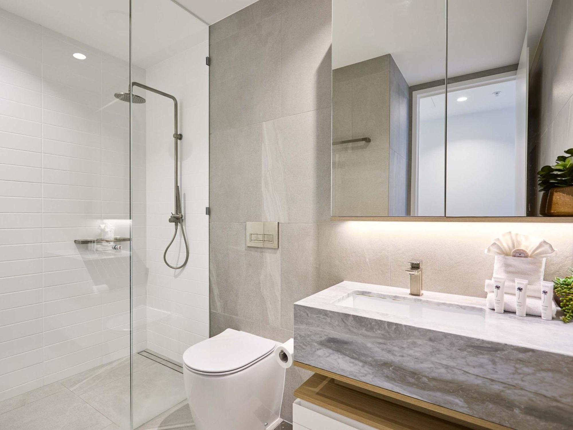 Luxe 3br Penthouse By With Lap Pool & Parking Signature *