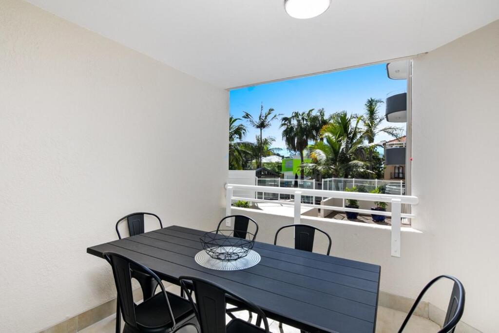 Palm Apartment *