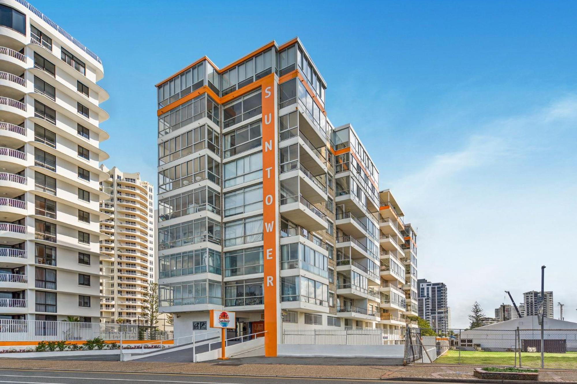 Apartment Surfers Paradise Haven