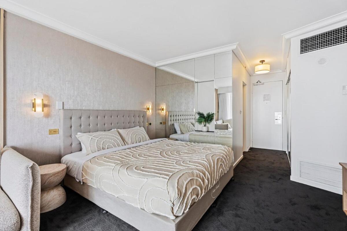 King - Ocean View, Renovated Luxury - Lev 19 Gold Coast