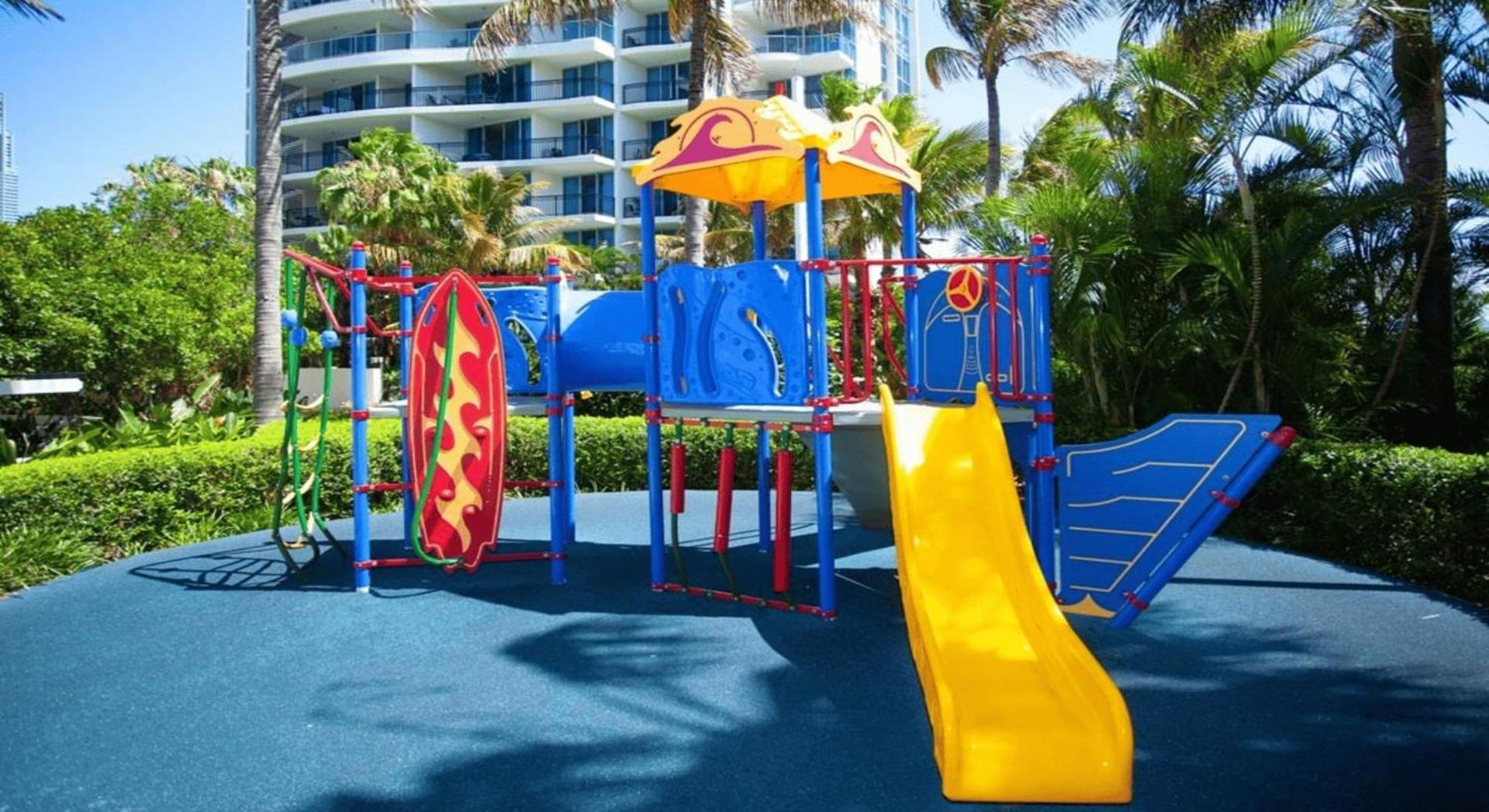 Deluxe 2 Bedroom Ocean And Hinterland Views - Coasthm