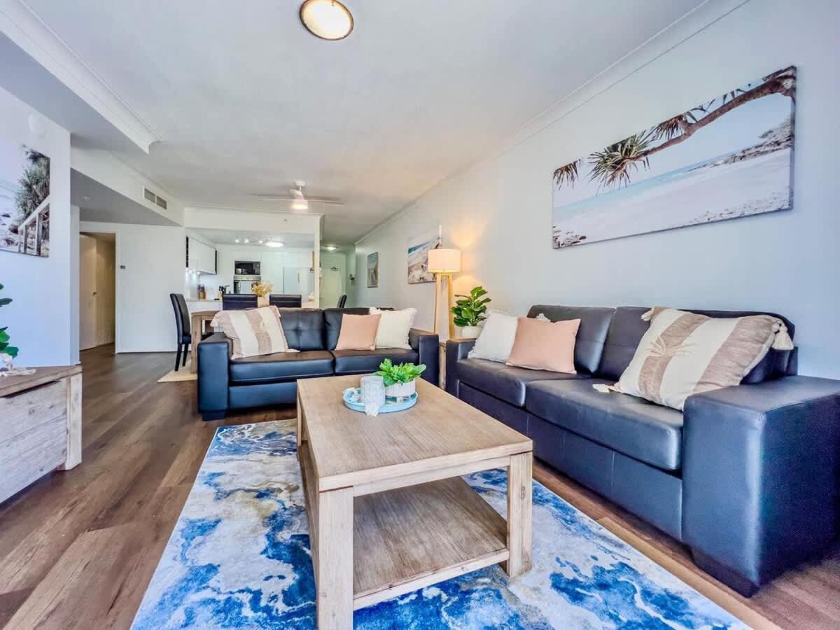 Apartment Nautical Chevron Escape Gold Coast