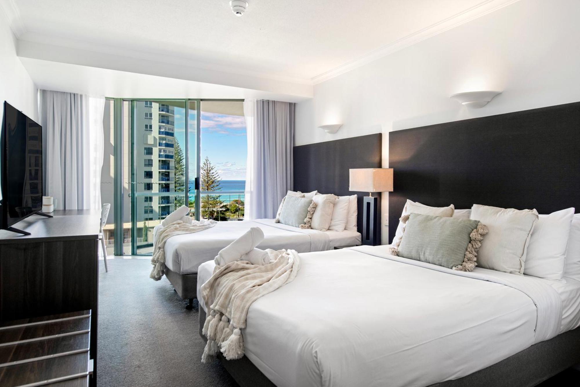 Apartment Interconnecting 2 Bedroom Unit At Legends — Q Gold Coast