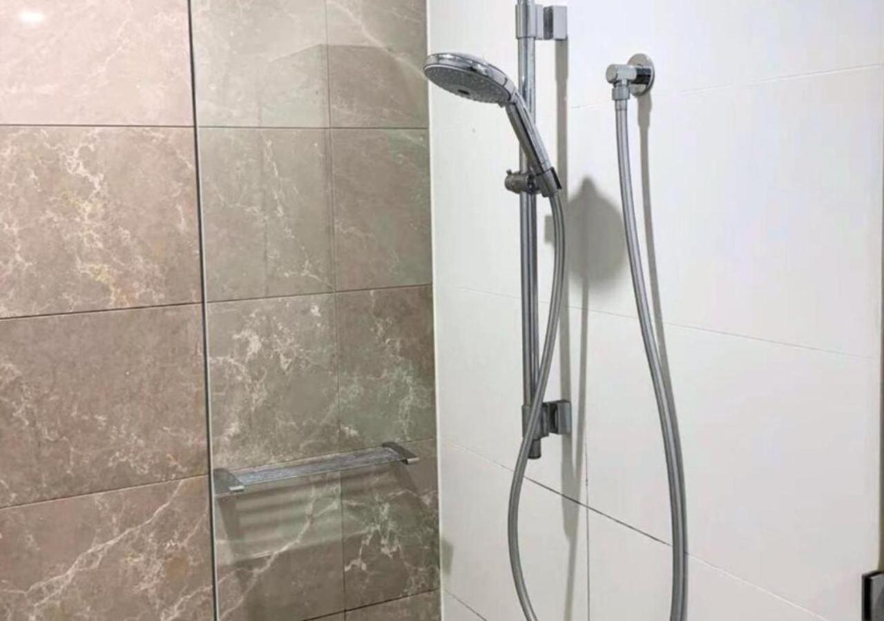 Lovely 1 Bedroom In Surfers Paradise *