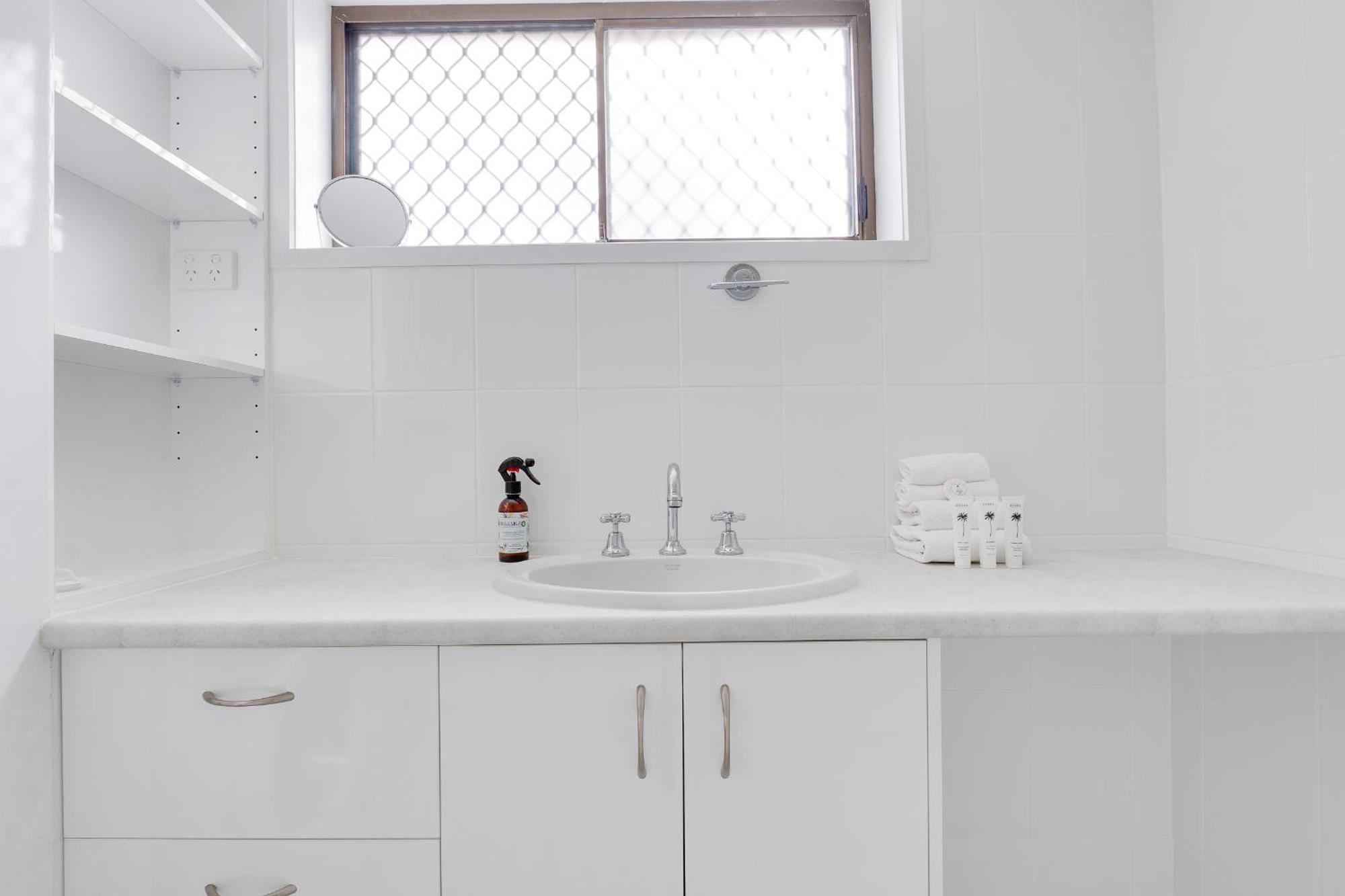 2br In Heart Of - Do Not Miss Out * Gold Coast