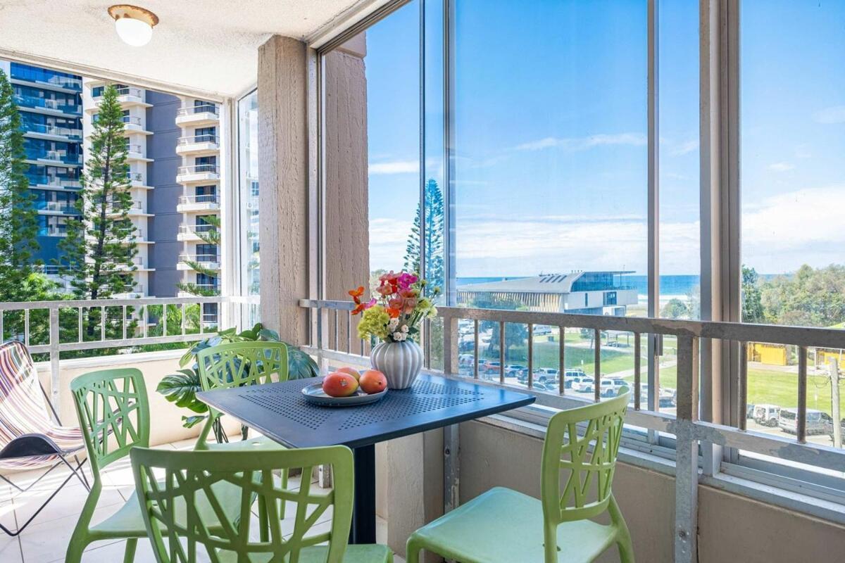 Oceanfront 2br Near Free Wi-fi *