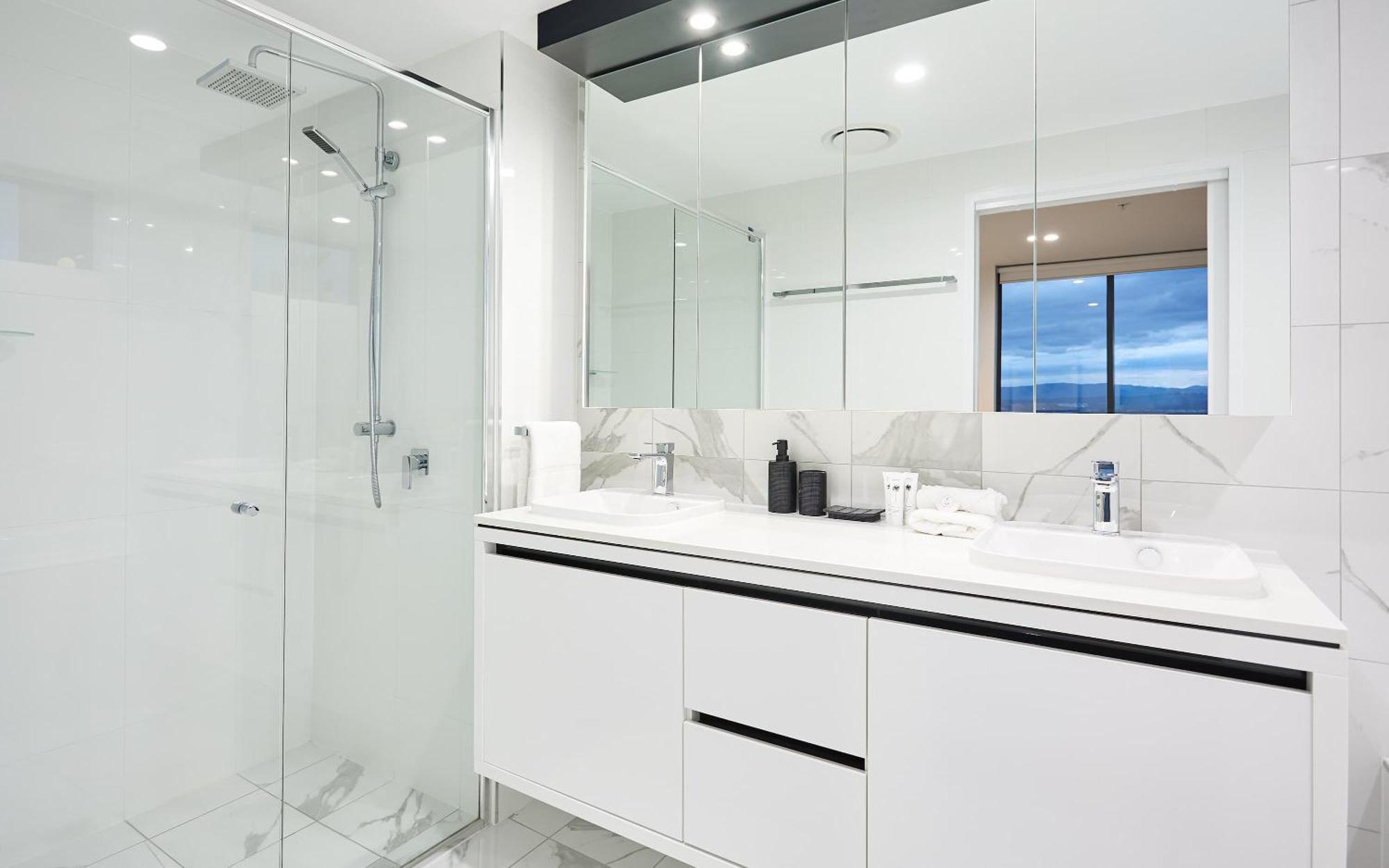 Luxe 3bd Ocean & Views 2 Min Opus Apartamento Gold Coast