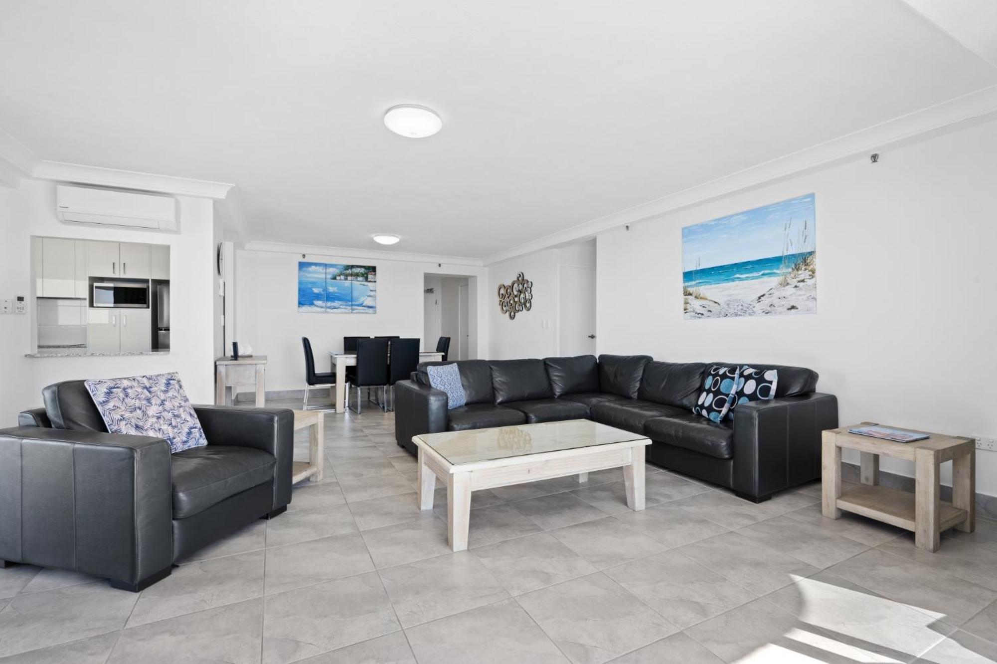 Beachfront 16th Floor, Ocean Views Talisman Gold Coast