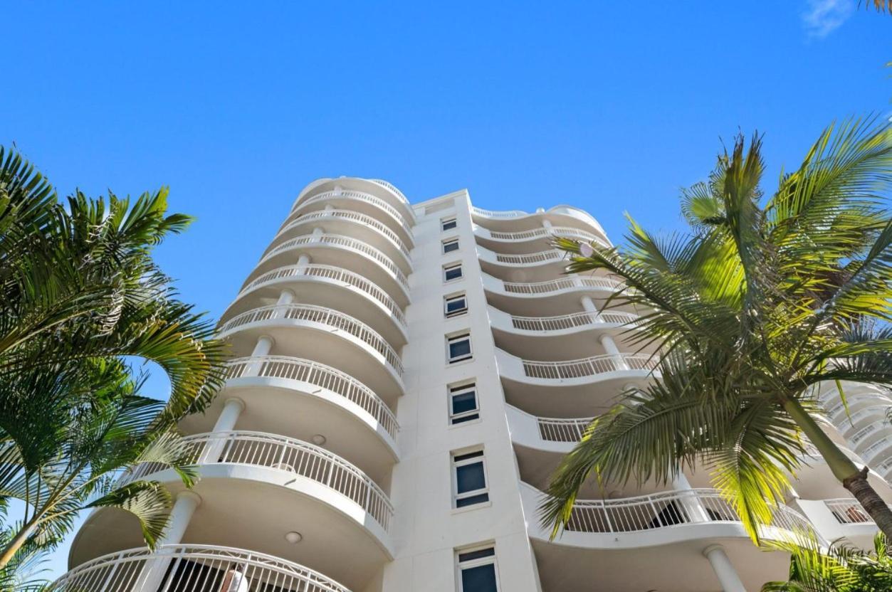 Apartment Sun-kissed Serenity: Mediterranean In Burleigh Gold Coast