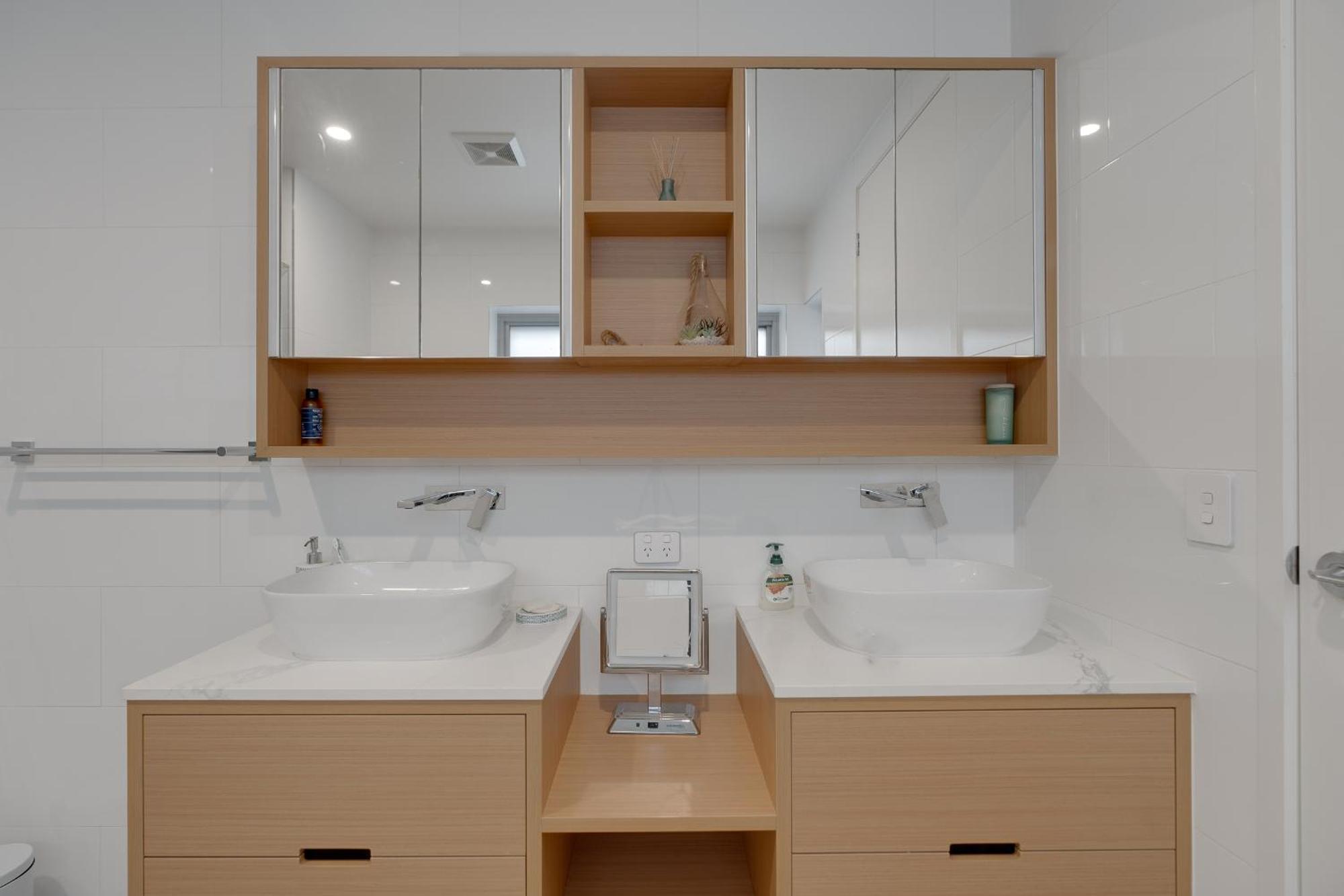 2-storey 5br Penthouse Palm Luxury