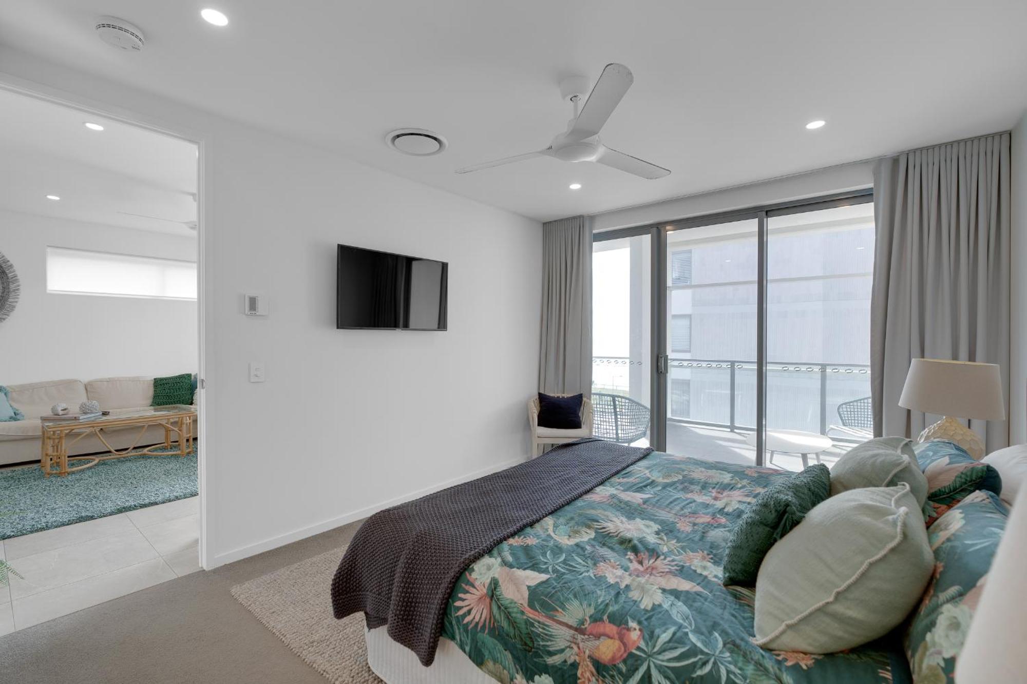 2-storey 5br Penthouse Palm Luxury *