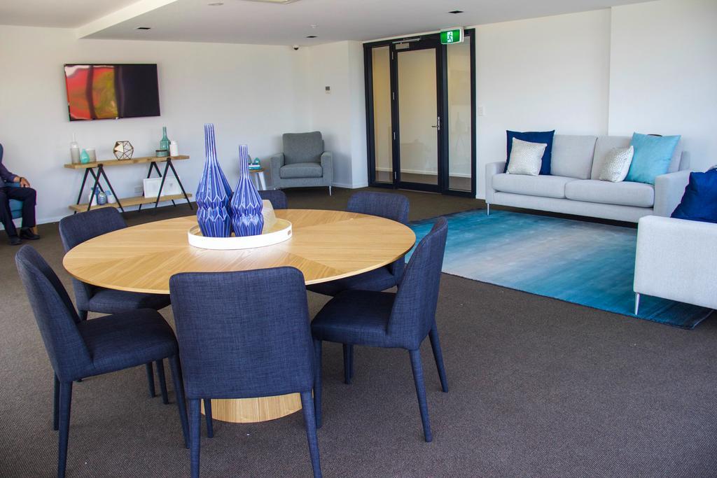 Aparthotel Synergy Broadbeach - Official