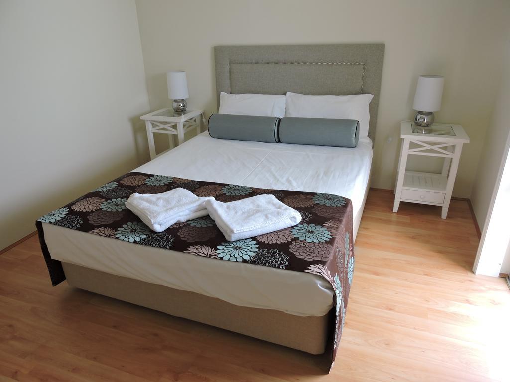 Rainbow Commodore Coolangatta Aparthotel 4*
