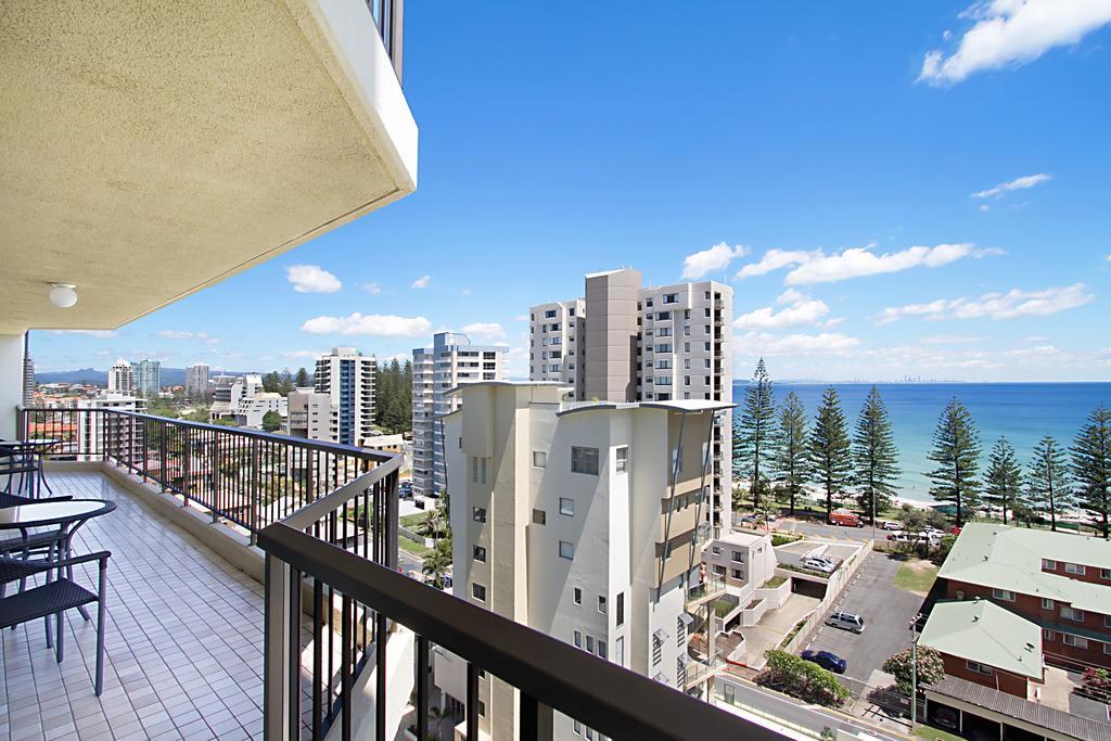 Rainbow Commodore Coolangatta