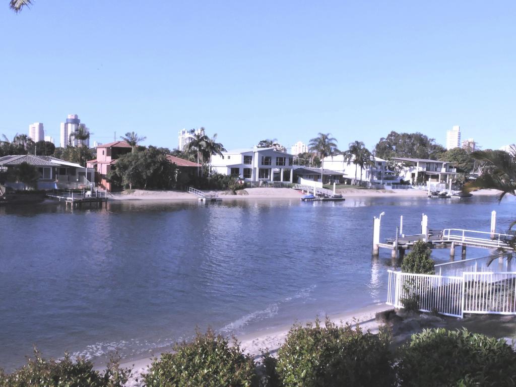 Resort Arc Gold Coast