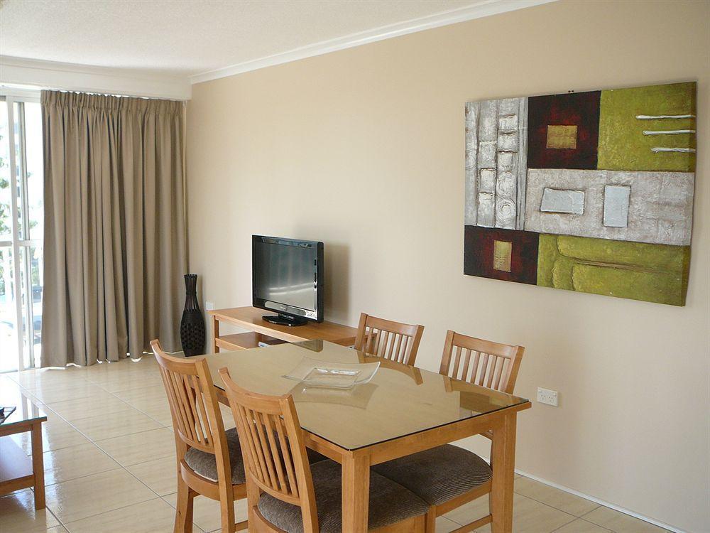 Surfers Beachside Aparthotel Gold Coast