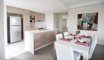 Signature Waterfront Aparthotel