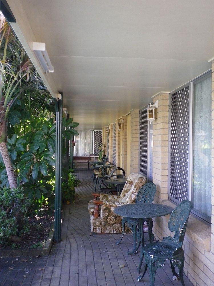 Motel White Lanterns Gold Coast