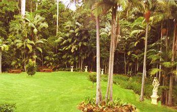 Mt Tamborine Stonehaven Manor 4*