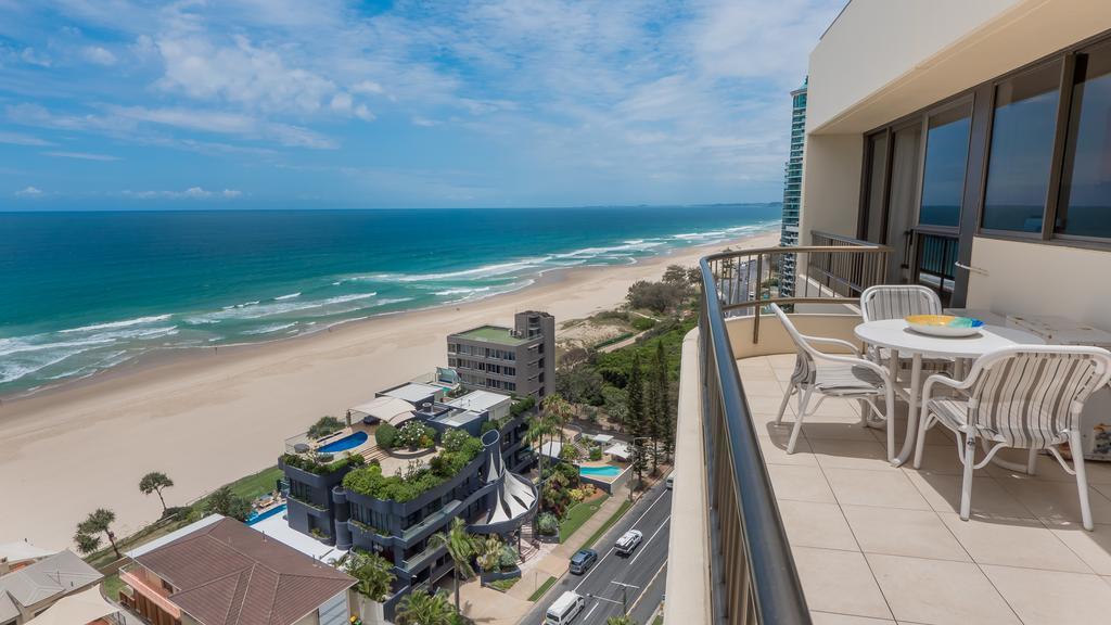 Aparthotel Norfolk Luxury Beachfront Gold Coast