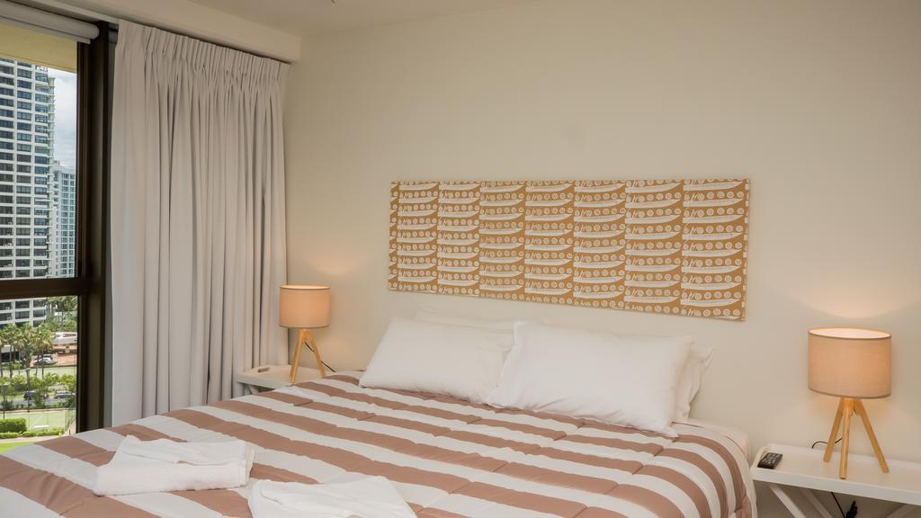 Aparthotel Norfolk Luxury Beachfront Gold Coast