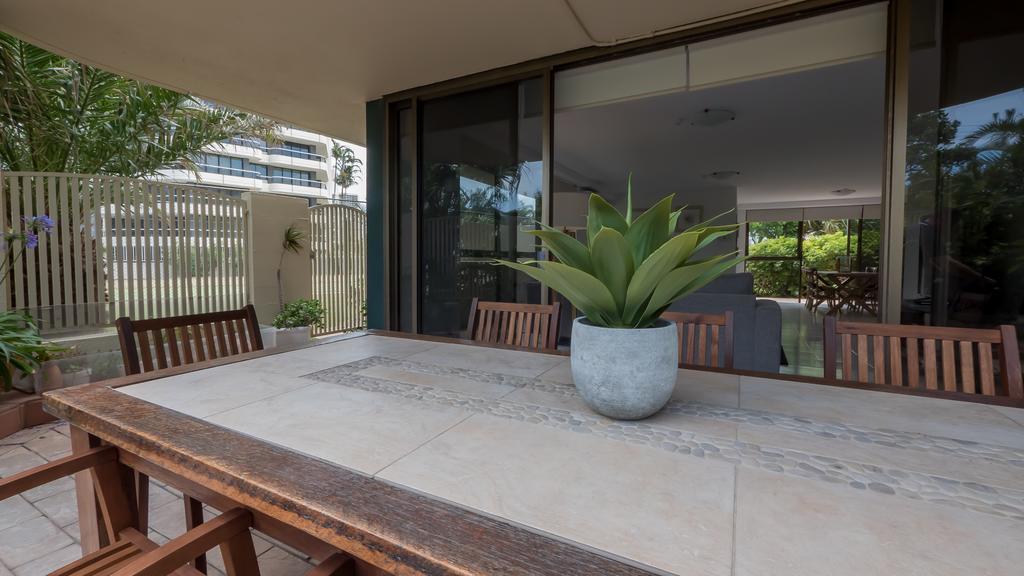 Aparthotel Norfolk Luxury Beachfront Gold Coast