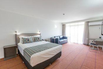Hope Harbour Hotel 3*