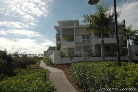 Chancellor Lakeside 4* Gold Coast